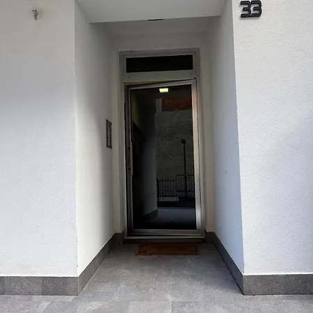 Hilmar Apartment *